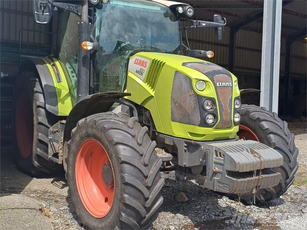 CLAAS NEW ARION 450 Traktorit