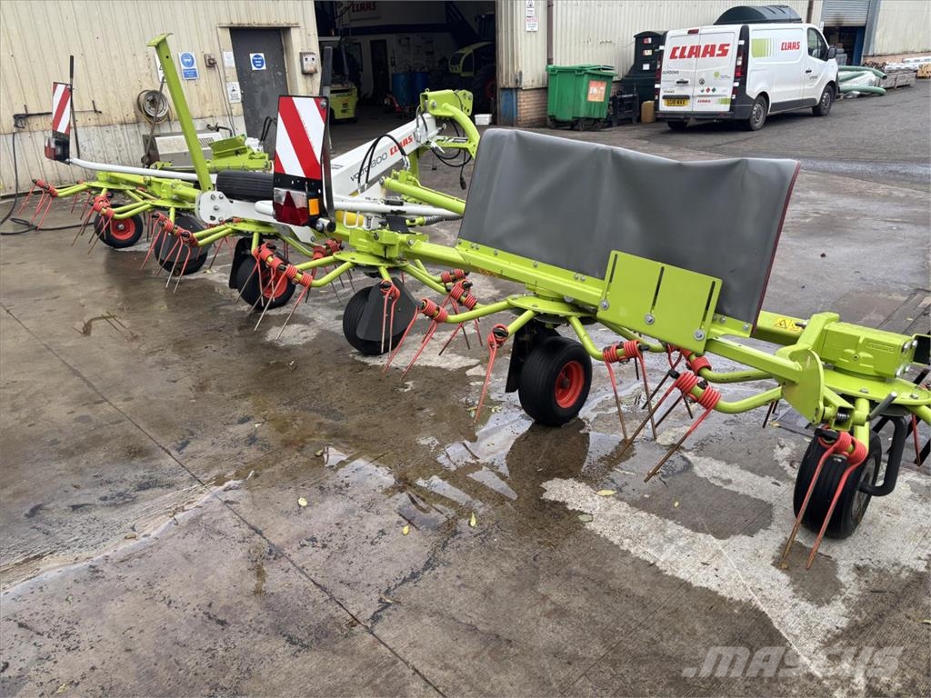 CLAAS VOLTO 800 River og høvendere
