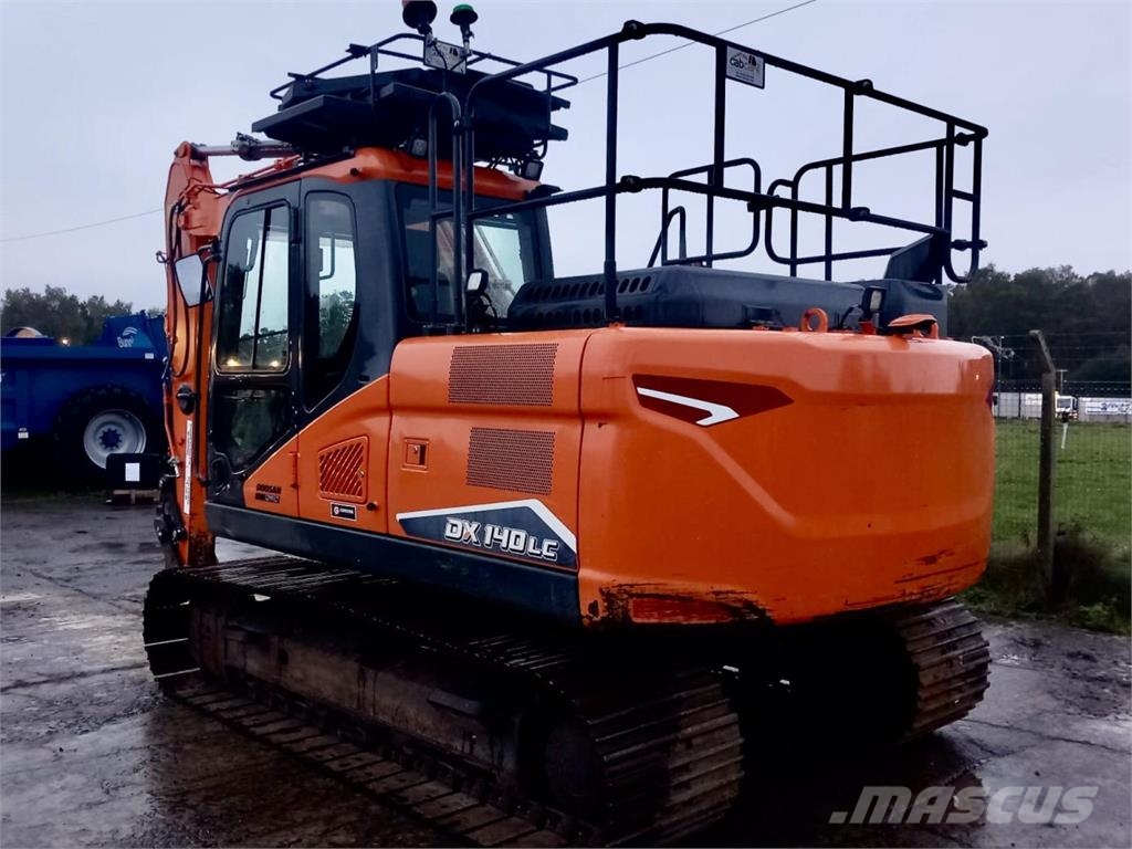Develon DX140LC-7 Sonstige Landmaschinen