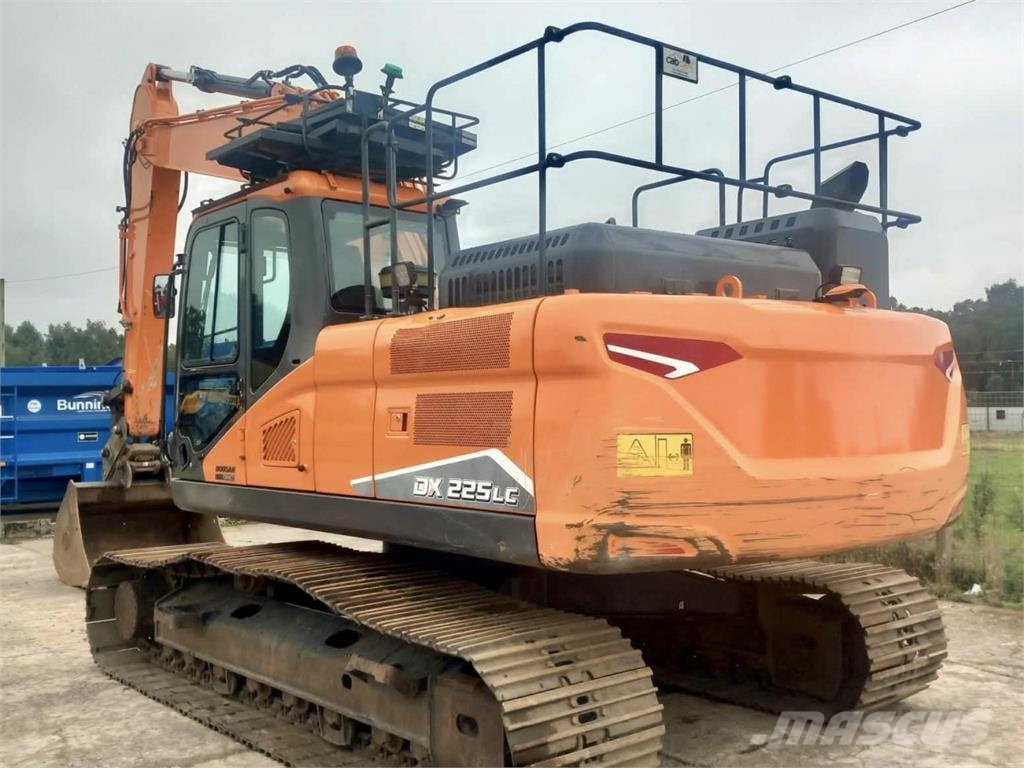 Develon DX225LC-7 Muut maatalouskoneet