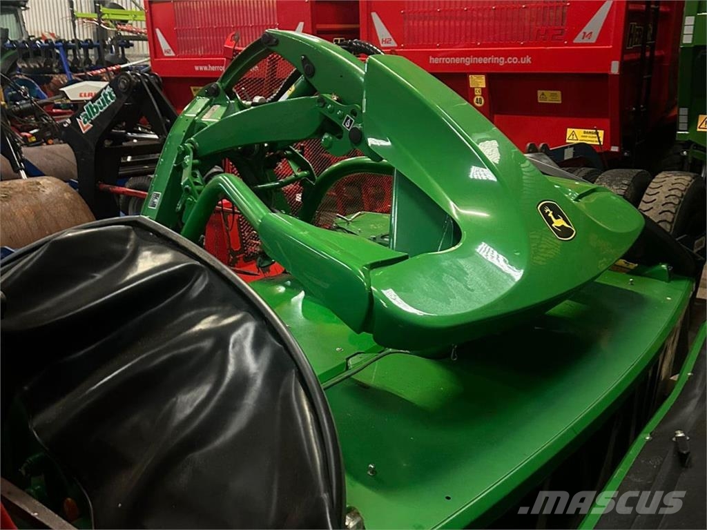 John Deere F310R Segadoras