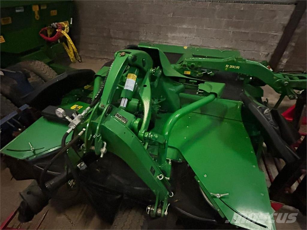 John Deere F310R Segadoras