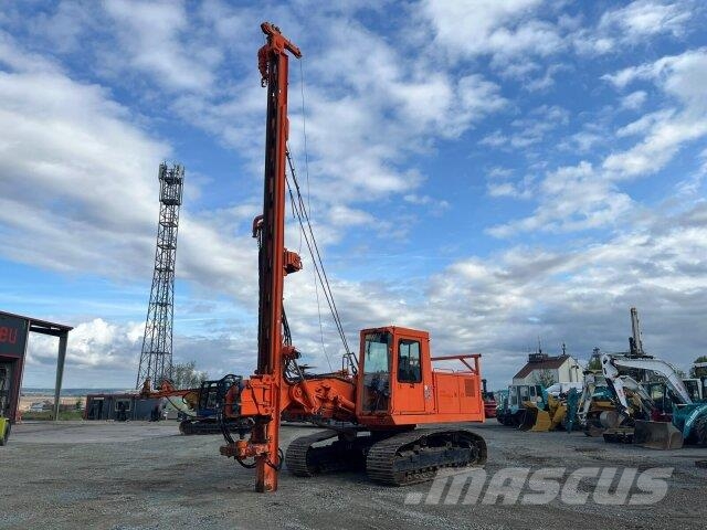 CAT 215DLC Kita