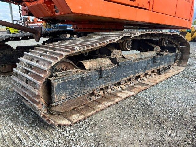CAT 215DLC Kita