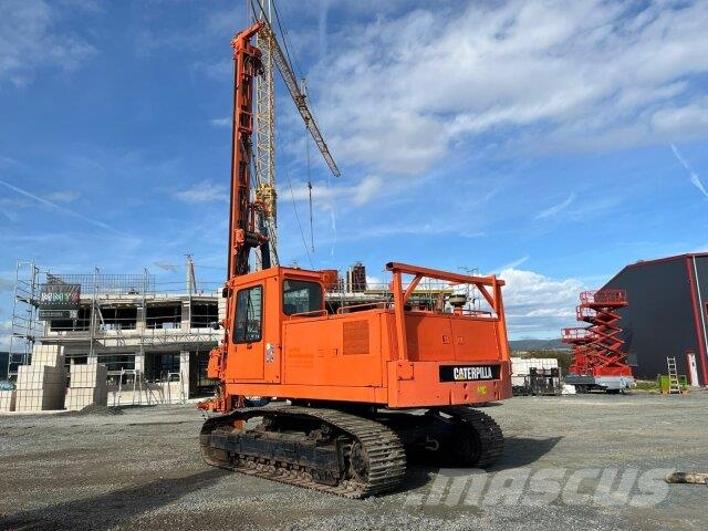 CAT 215DLC Kita