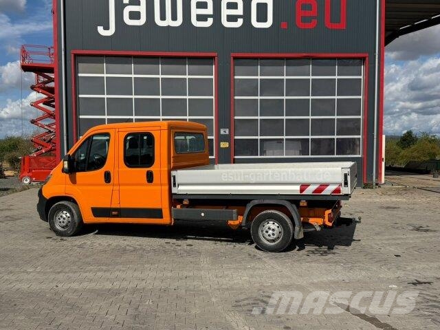 Citroën Pritsche DoKa / 7 Sitze / 2021 Camiones plataforma