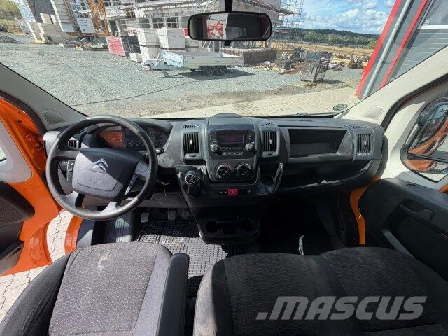 Citroën Pritsche DoKa / 7 Sitze / 2021 Camiones plataforma