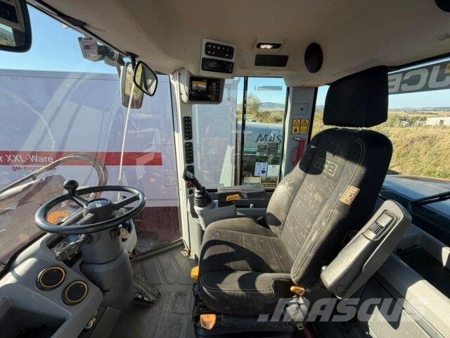JCB 437 HT 4617h/ Straßenzulassung / Schnellwechsler Iekrāvēji uz riteņiem