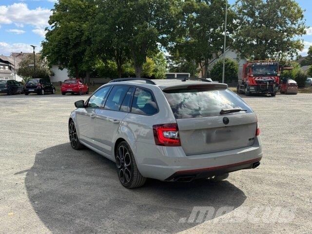 SKODA OCTAVIA RS / 4x4 / NAVI شاحنات أخرى