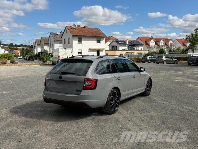 SKODA OCTAVIA RS / 4x4 / NAVI شاحنات أخرى