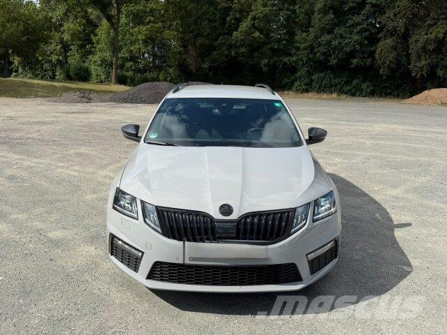 SKODA OCTAVIA RS / 4x4 / NAVI شاحنات أخرى