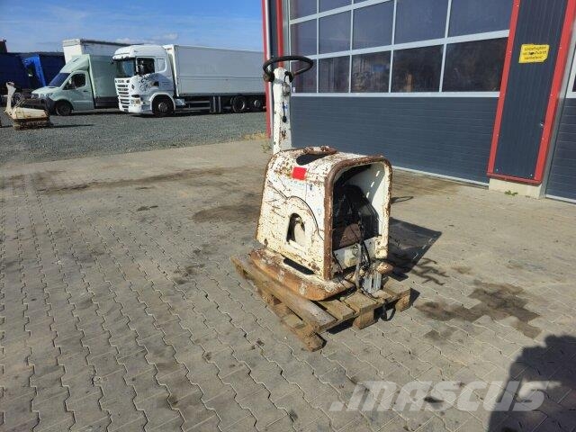 Weber CR 8 / Rüttelplatte Camion altro