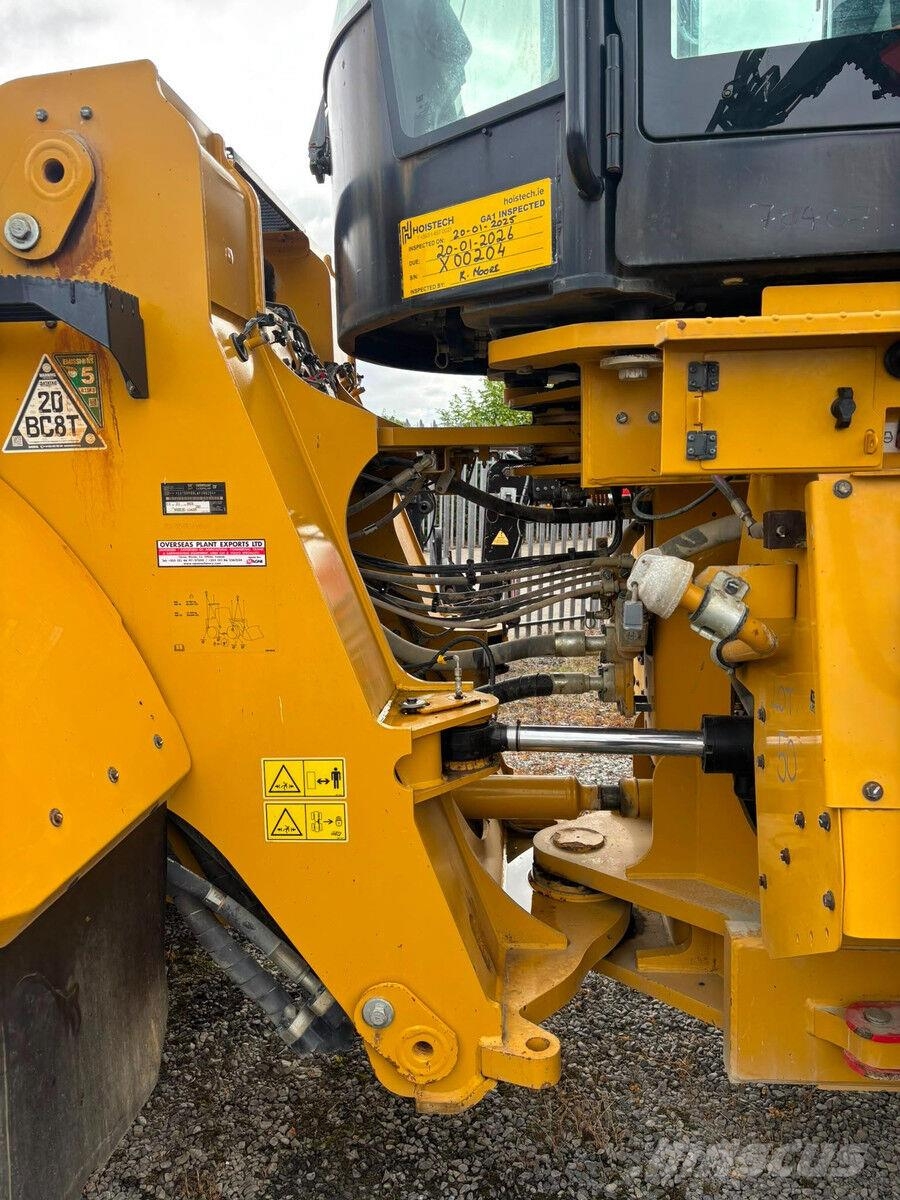 CAT 980 Iekrāvēji uz riteņiem