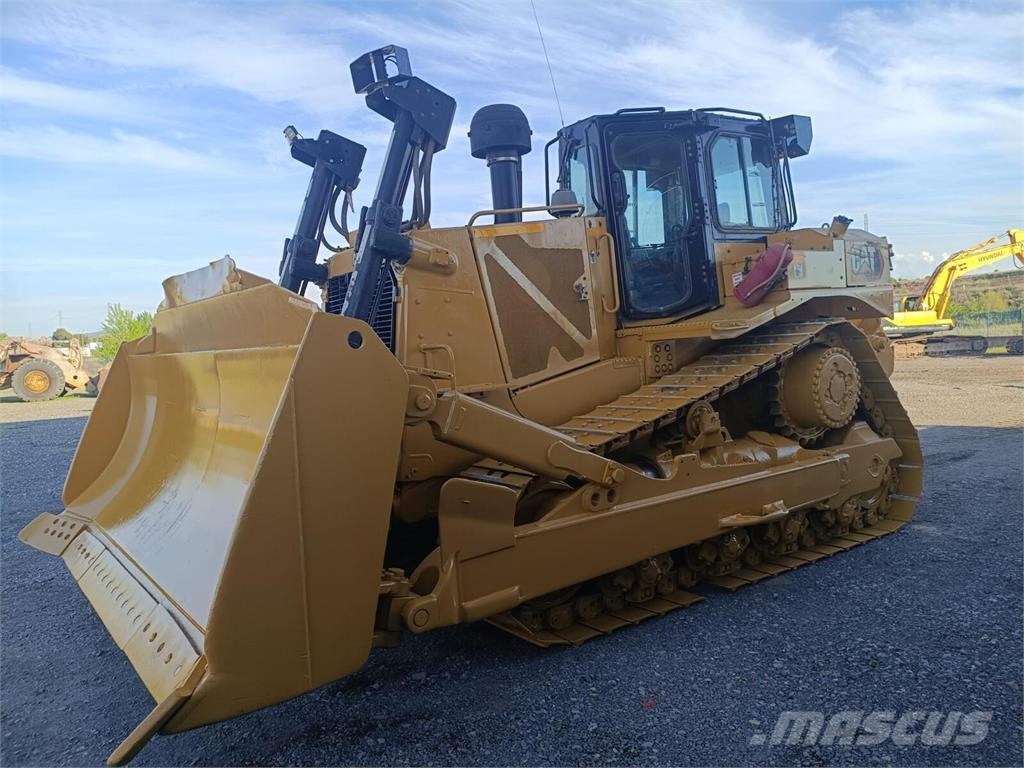 CAT D8T 履帶推土機