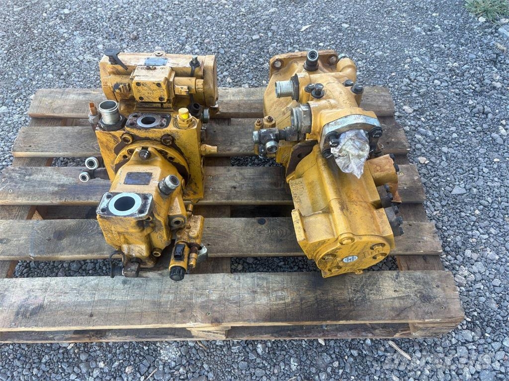CAT D8T Bombas hidráulicas 495-7571 / 526-4863 / 325-9 Buldožerji goseničarji