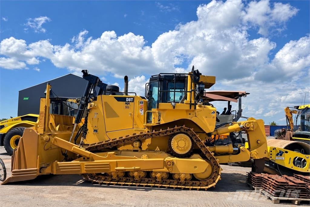 CAT D8T **CE MARKED, MARCADO CE** Buldozer sobre oruga