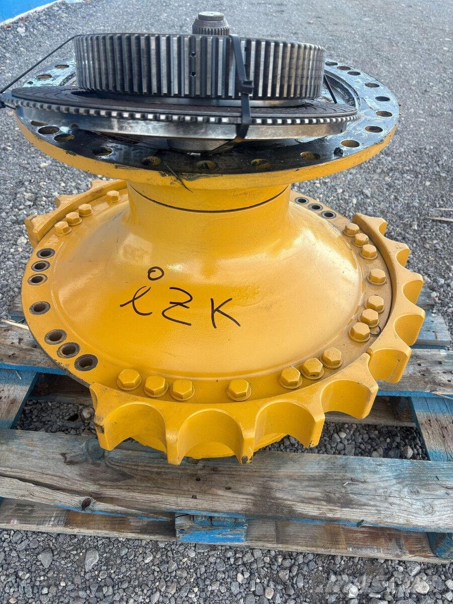 CAT D8T Mandos finales D8T, derecho e izquierdo/Caterp Buldožerji goseničarji