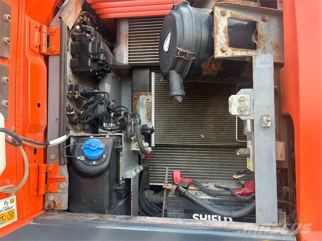Hitachi ZX145W-6 轮式挖掘机