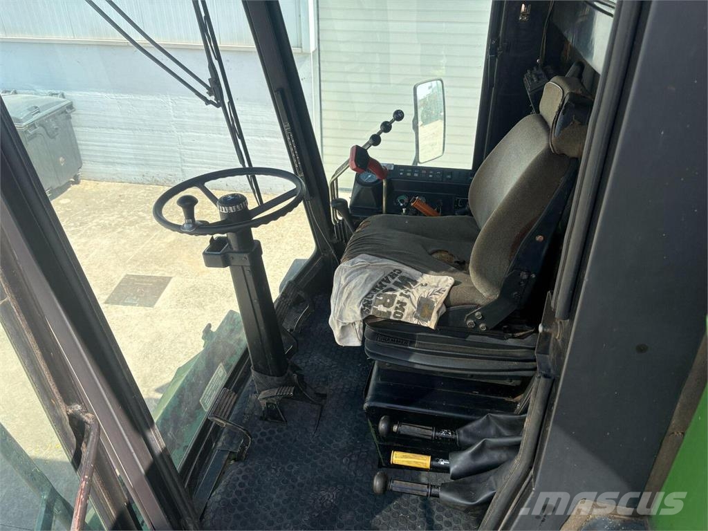 John Deere 1174 Mietitrebbiatrici