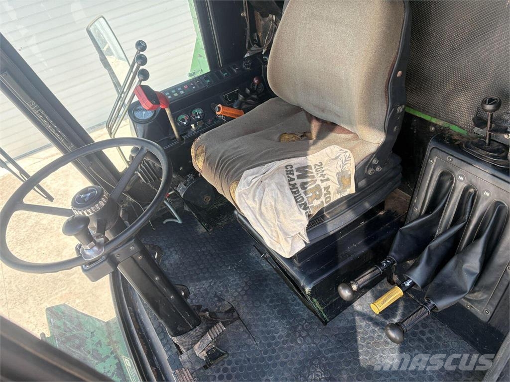 John Deere 1174 Mietitrebbiatrici