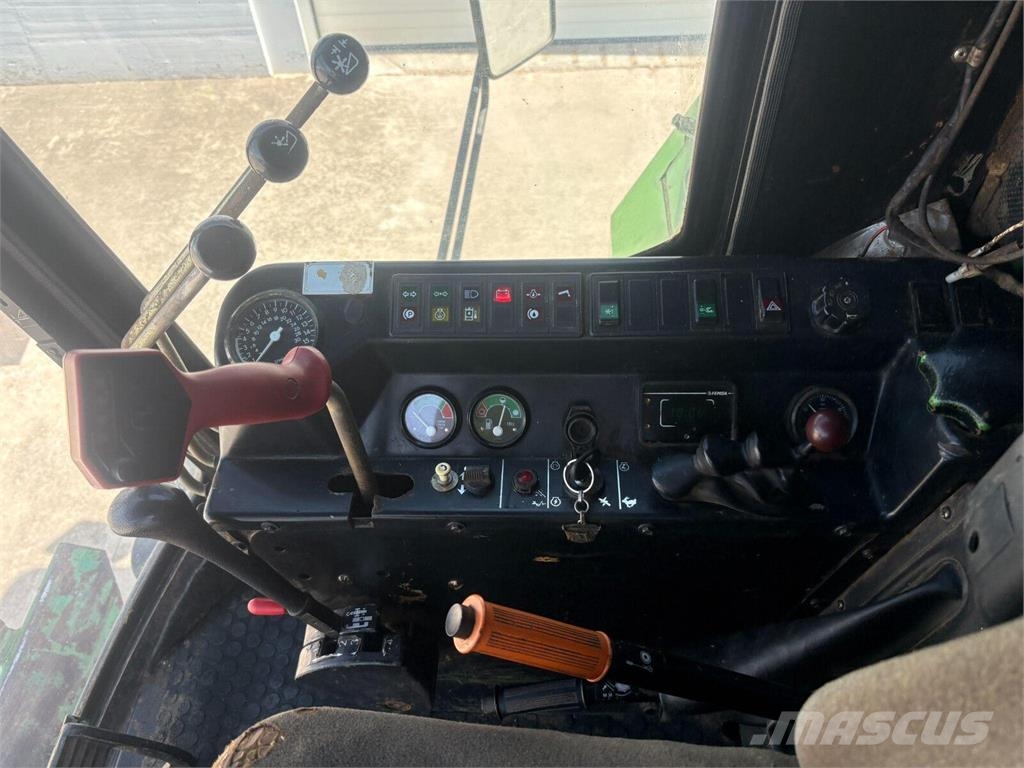 John Deere 1174 Mietitrebbiatrici