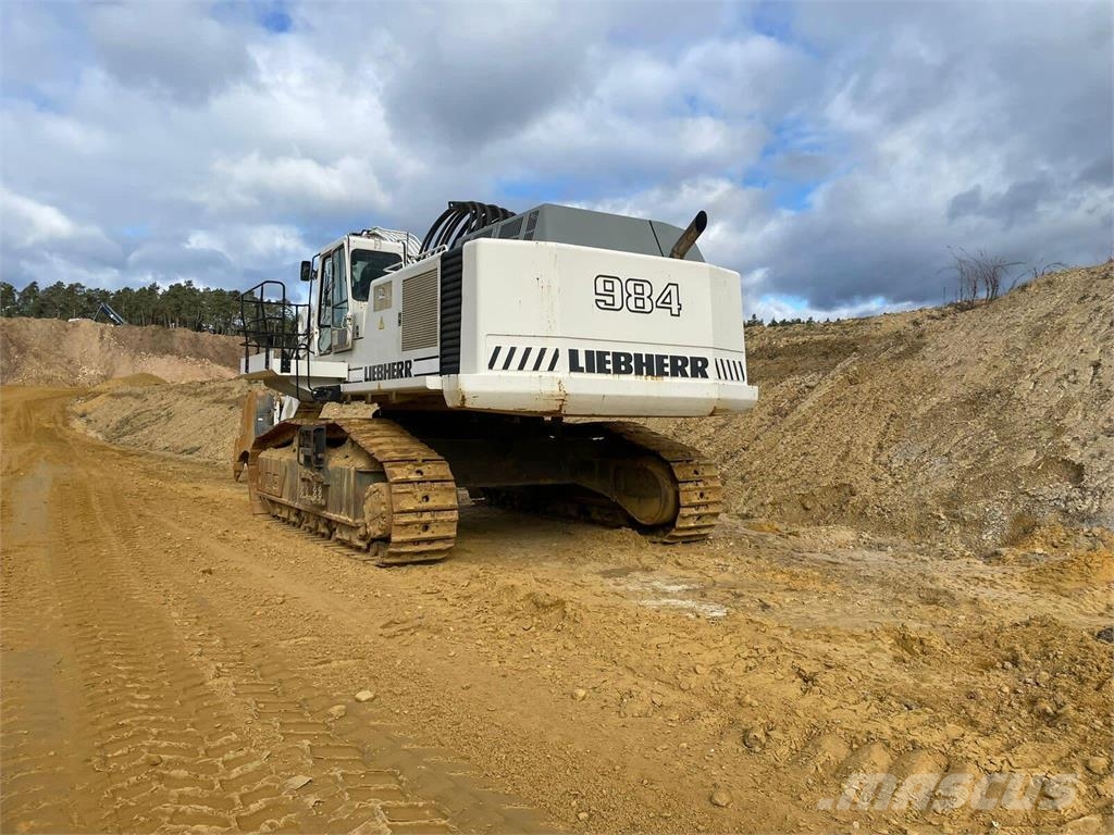 Liebherr R984C Crawler excavators