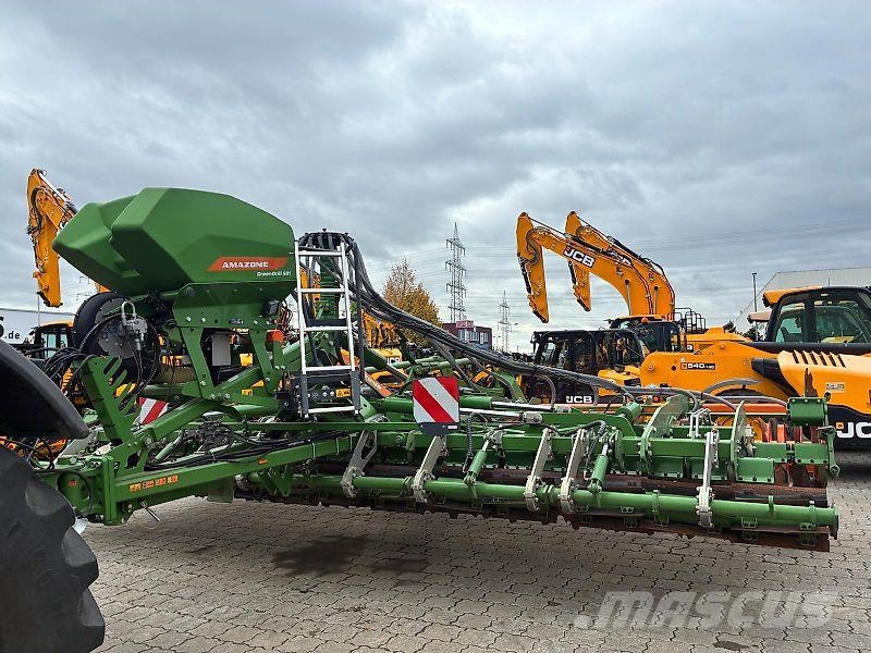 Amazone CATROS+ 7003-2TS DEMO mit Green Drill 501 zur Zwis Gradas de discos
