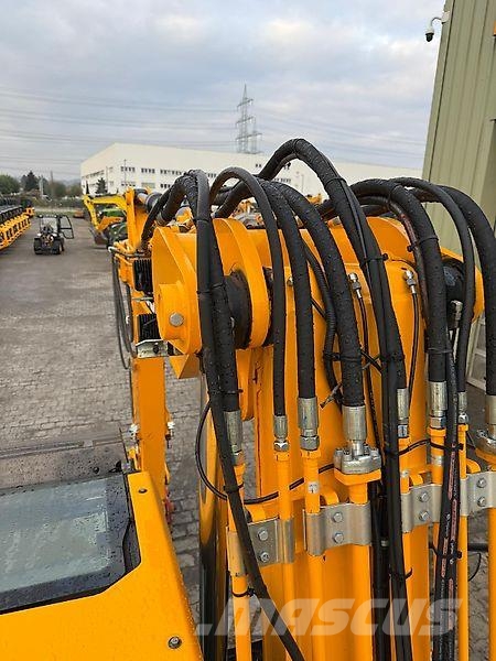 JCB 150X LCD حفارات زحافة