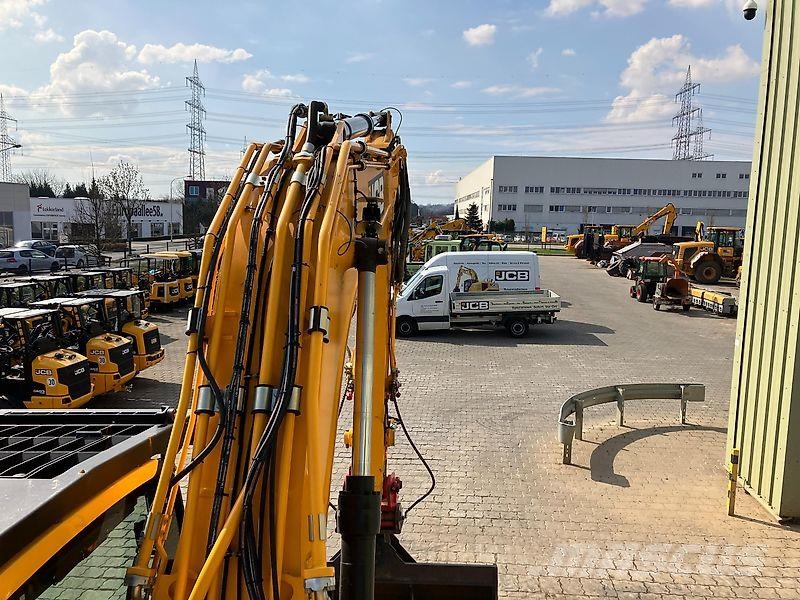 JCB 220X mit Wolff Abbruchgitter Excavadoras sobre orugas