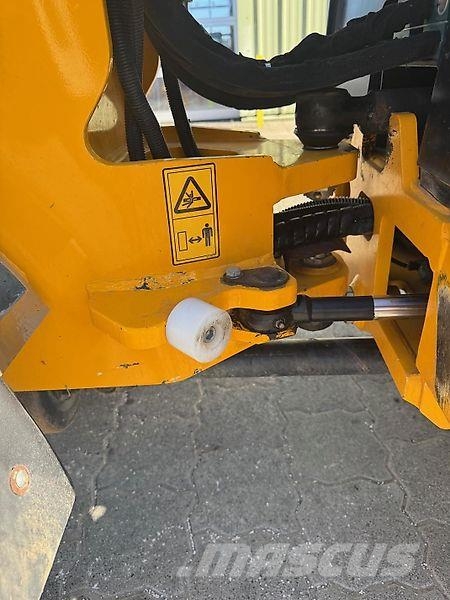 JCB 403 Iekrāvēji uz riteņiem