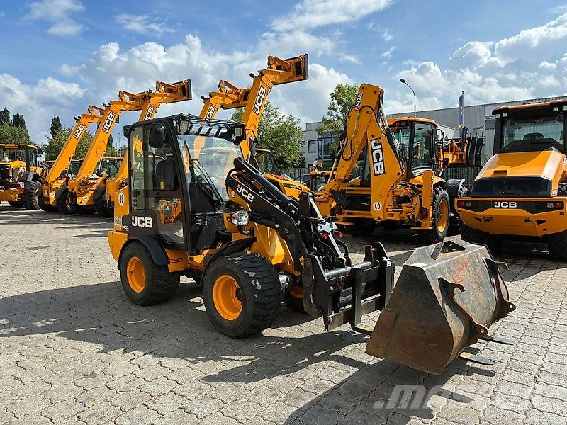 JCB 403 PLUS Kabine Liukuohjatut kuormaajat