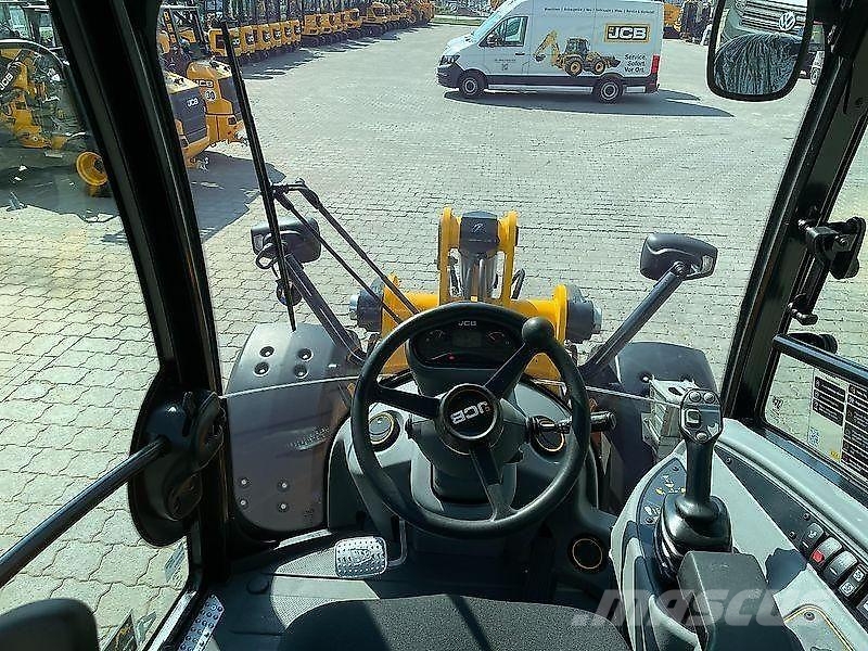 JCB 409 Rataslaadurid