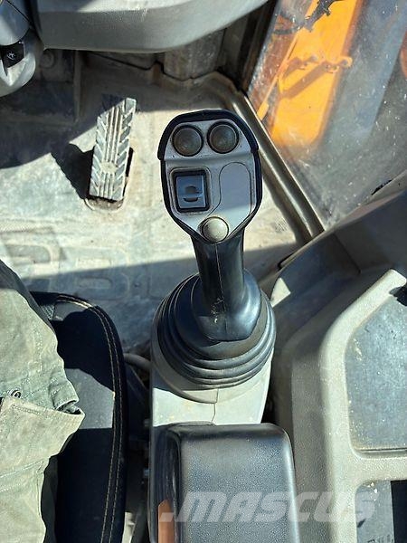 JCB 427 HT لوادر بعجل