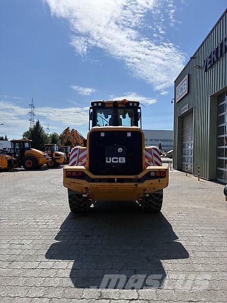 JCB 427 HT لوادر بعجل