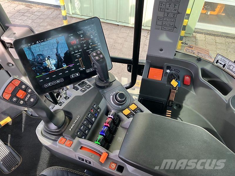 JCB Fastrac 4220 ICON ProLine トラクター