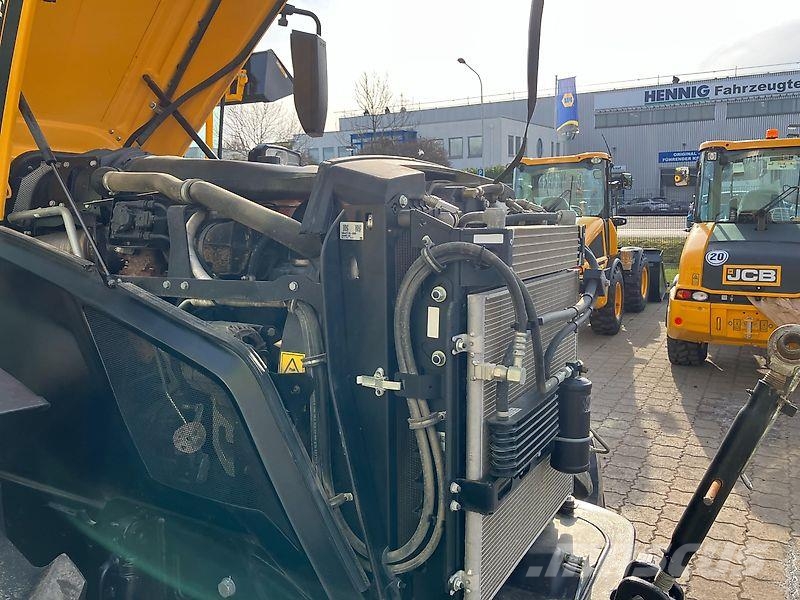 JCB Fastrac 4220 ICON ProLine トラクター