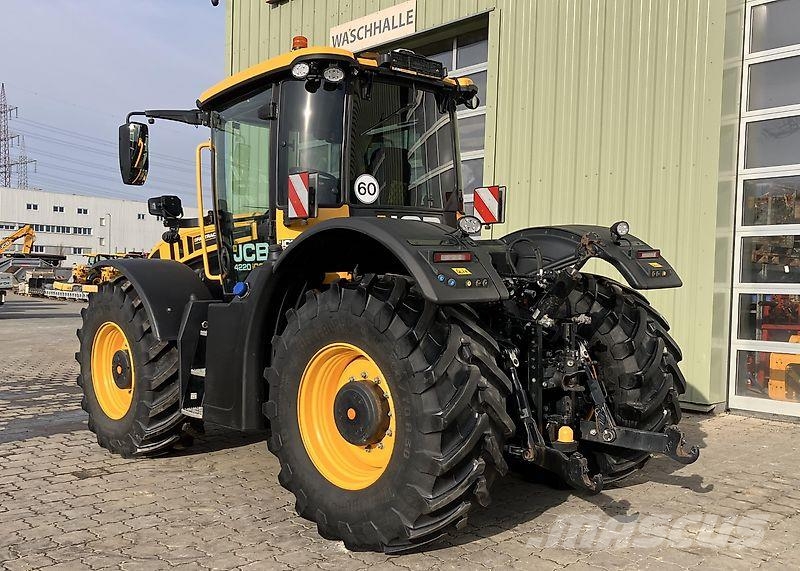 JCB Fastrac 4220 ICON ProLine トラクター