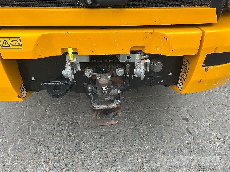 JCB TM320 Agri Телескопічні навантажувачі