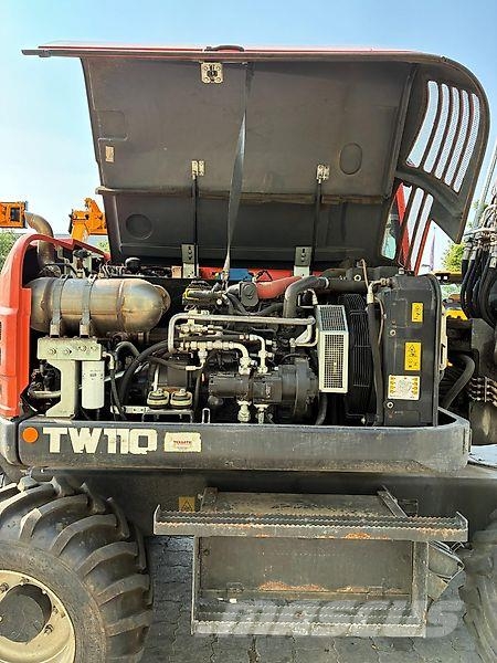 Schaeff TW110 حفارات زحافة