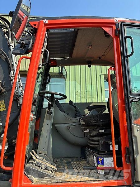 Schaeff TW110 حفارات زحافة
