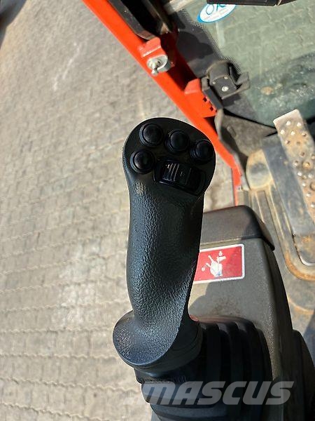 Schaeff TW110 حفارات زحافة
