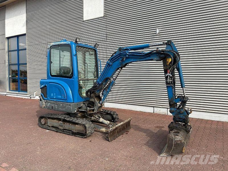 Takeuchi TB225 Raupenbagger