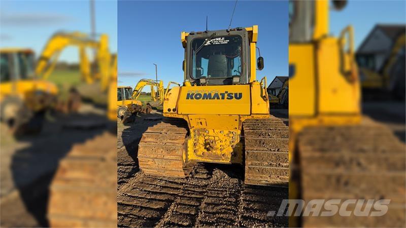 Komatsu D65PX-15 Spycharki gąsienicowe