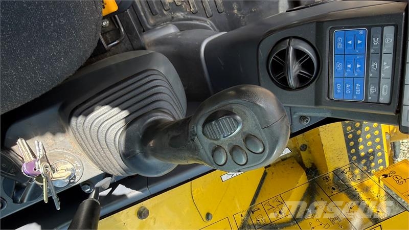 Komatsu PC88MR-10 Mini excavadoras < 7t