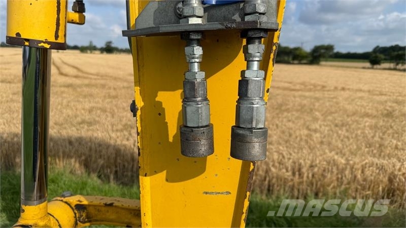 Komatsu PC88MR-10 Εκσκαφείς με ερπύστριες
