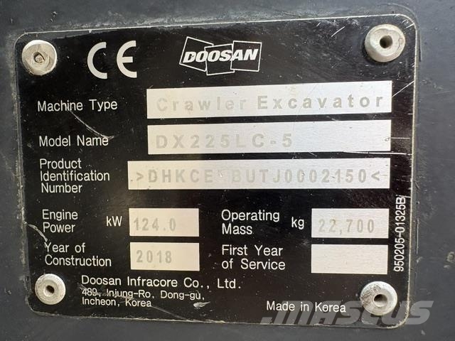 Doosan DX225LC-5 大型油圧ショベル12t以上(パワーショベル・ユンボ)
