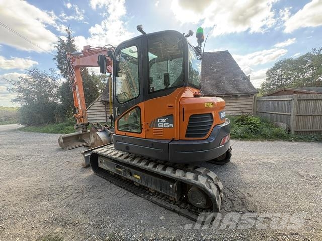 Doosan DX85R-3 Vidēja lieluma ekskavatori 7 t - 12 t