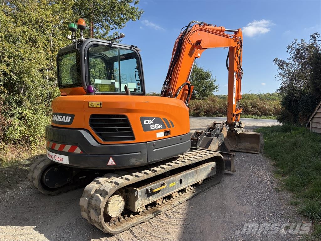 Doosan DX85R-3 Midibagger 7t - 12t