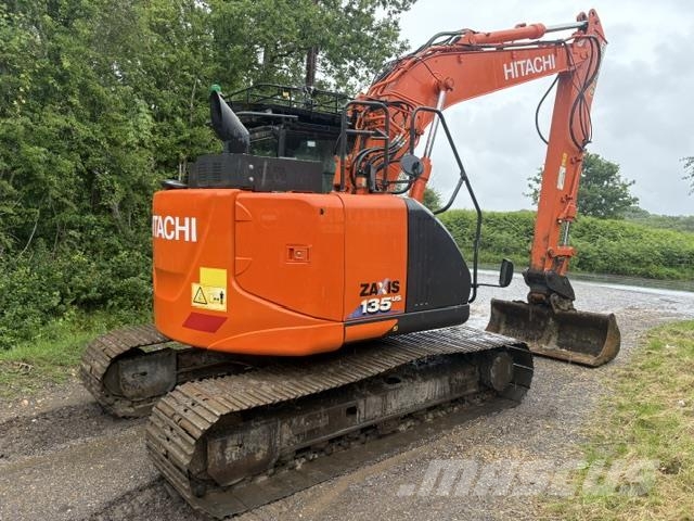 Hitachi ZX135US-6 Bageri gusjeničari
