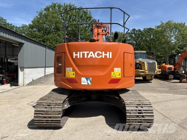 Hitachi ZX225USLC-6 Escavadeiras de esteiras